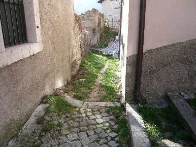 Foto Casa indipendente in Piazza Castello, Castel di Sangro in vendita