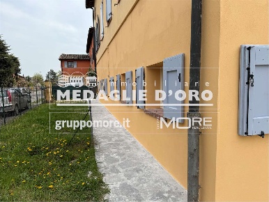 Foto Case semi ndipendenti in ad.ze strada Zappellaccio, Modena di 183 m²