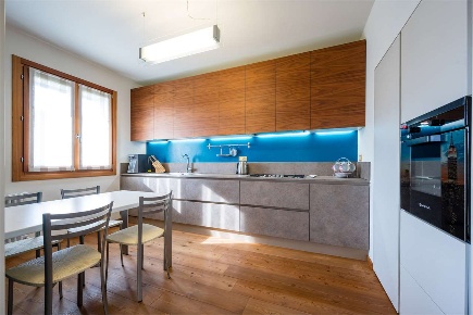 Foto Casa indipendente a Susegana di 170 m² con 10 locali in vendita