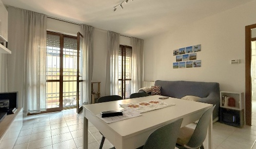 Foto Appartamento a Massa Turano di 70 m² con 3 locali in vendita