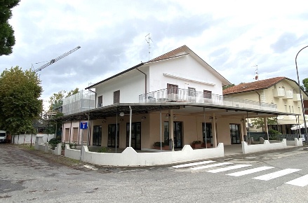 Foto Casa indipendente a Cervia Tagliata con 8 locali in vendita