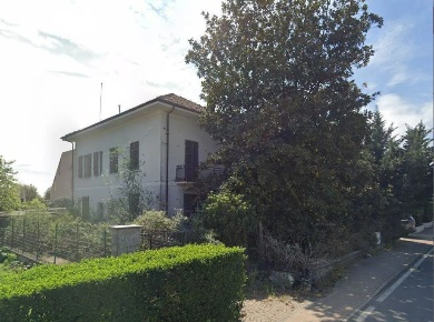 Foto Appartamento a Ciriè Centro di 214 m² con 6 locali in vendita