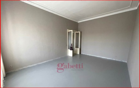 Foto Appartamento in Via Fonseca, Nola Centro di 100 m² con 4 locali