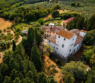 Foto Villa unifamiliare a Rignano sull'Arno di 1644 m² con 22 locali