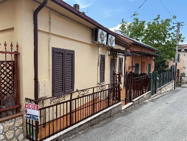 Foto Casa indipendente in VIA ALFIERI PRIMA TRAVERSA 3 3, Ceprano Centro