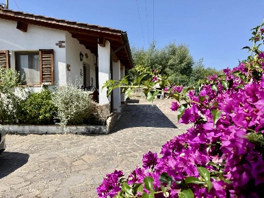 Foto Villa unifamiliare a Porto Azzurro di 70 m² con 4 locali in vendita