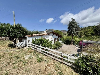 Foto Villa unifamiliare a Porto Azzurro di 70 m² con 4 locali in vendita