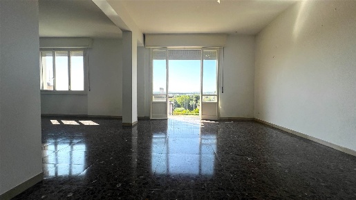 Foto Appartamento in Via Provinciale Francesca Sud 52, Centro di 138 m²