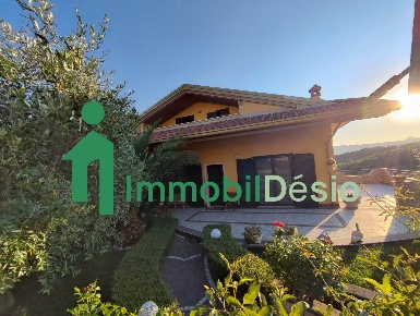 Foto Villa unifamiliare in VIA NILDE IOTTI  13, Tito di 330 m² in vendita