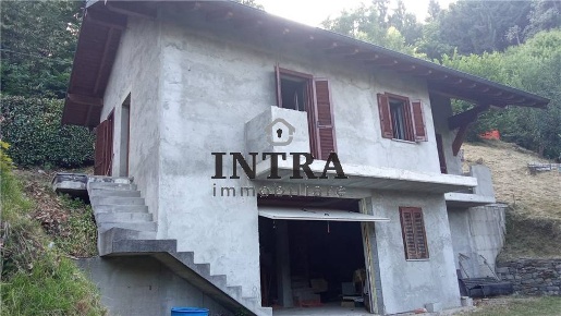 Foto Casa indipendente in -, Miazzina Centro di 150 m² con 2 locali