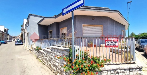 Foto Casa indipendente in Via Alcide de Gasperi snc, Bagnolo del Salento