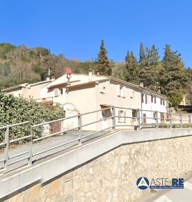 Foto Appartamento in Località Fontecapponi, Riparbella di 169 m² in vendita