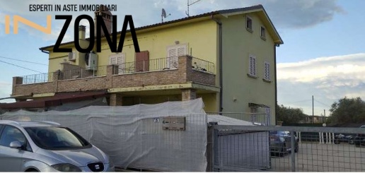 Foto Appartamento in Via Vallecupa, Colonnella di 113 m² con 3 locali