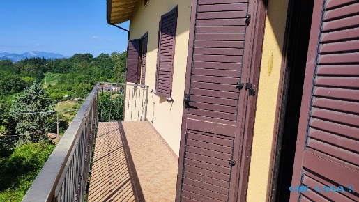 Foto Appartamento in Via don mariotti, Gemmano Centro di 60 m² con 3 locali