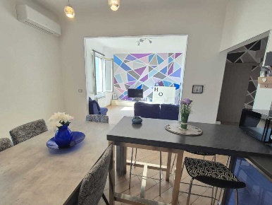 Foto Appartamento in Via Buonviaggio 19, La Spezia di 89 m² con 4 locali