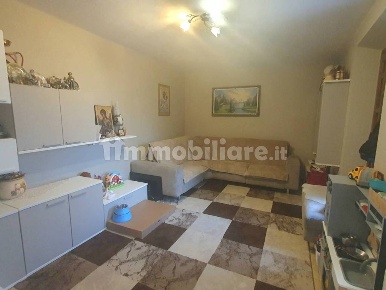 Foto Casa indipendente a Lucca Montuolo di 130 m² con 6 locali in vendita