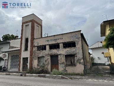 Foto Casa indipendente in Via Cesenatico, Cesenatico di 275 m² con 6 locali