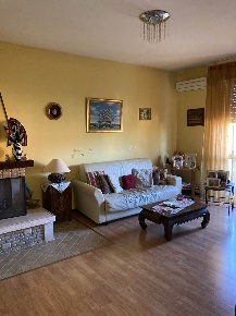 Foto Appartamento a Colli al Metauro di 100 m² con 5 locali in vendita