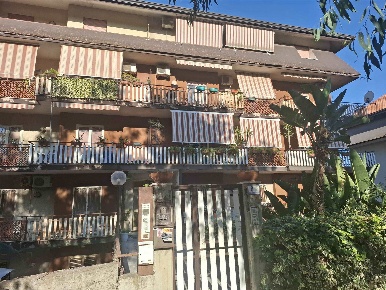 Foto Appartamento in Viale Carmine Caruso 8, Motta Sant'Anastasia di 115 m²