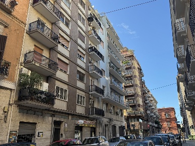 Foto Appartamento in Via marchese di montrone 29, Bari Murat di 55 m²