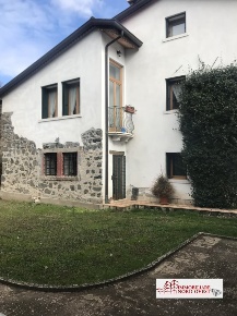 Foto Villa unifamiliare in Via Saggiottei, Nogarole Vicentino di 200 m²