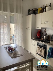 Foto Villa unifamiliare in CORSO  DEI MILLE, Alcamo Semicentro di 45 m²