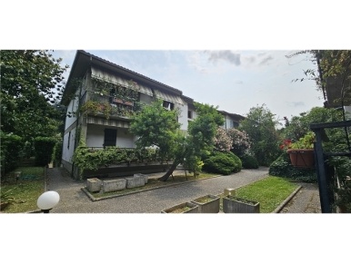 Foto Appartamento in MALCANTONE, Firenze Coverciano di 110 m² con 5 locali