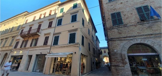Foto Appartamento in Via Giorgini 2, Jesi in vendita