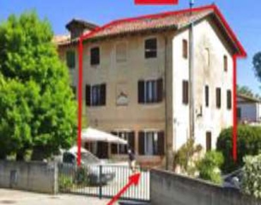 Foto Case indipendenti in Via Luigi Einaudi, Martellago Centro di 178 m²