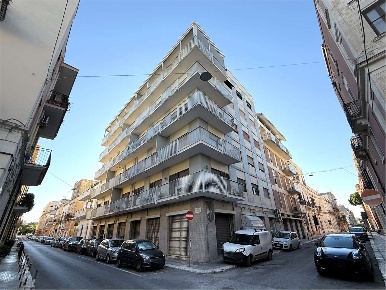Foto Appartamento in Via Taranto 23, Brindisi Centro Storico di 189 m²