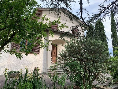 Foto Villa unifamiliare a Foiano della Chiana di 300 m² con 7 locali