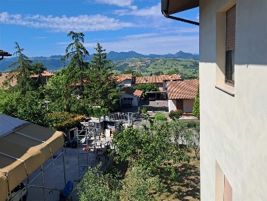 Foto Appartamento in Via Fratelli Kennedy 33, Cupramontana Centro di 180 m²