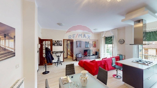 Foto Appartamento in Via Campomorone, Genova Pontedecimo di 93 m²