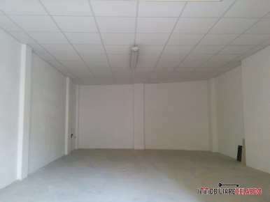Foto Box a Colle di Val d'Elsa di 20 m² con 1 locali in vendita