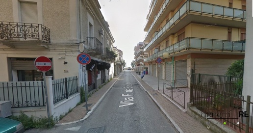Foto Box a Pescara in vendita