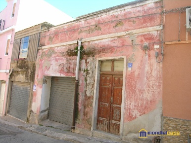 Foto Box in via C.Noto, Pachino Centro di 40 m² in vendita
