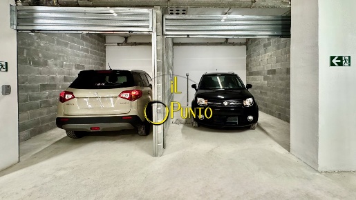 Foto Box in via Lamarmora, Sanremo San Martino - Villetta di 15 m²