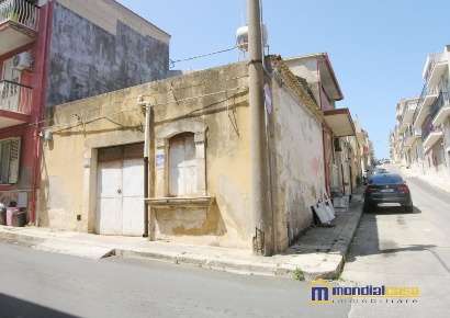Foto Box a Pachino Centro di 42 m² in vendita