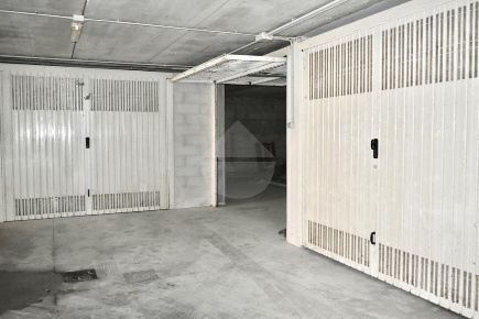 Foto Box in Via Benincasa, Corciano in vendita