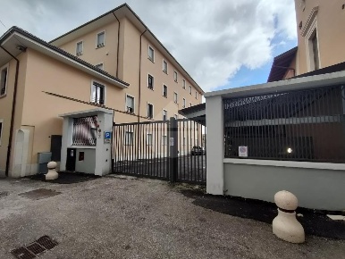 Foto Box in DELLE GRAZIE, L'Aquila di 14 m² con 1 locali in vendita