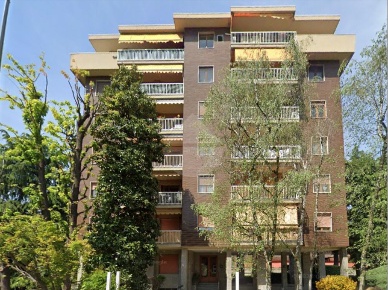 Foto Box in Via Ovada, Milano in vendita