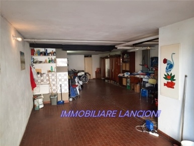 Foto Garage in VIA BACCIO DA MONTELUPO, Scandicci Casellina di 45 m²