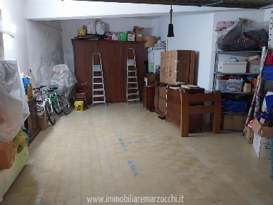 Foto Box a Siena di 45 m² in vendita