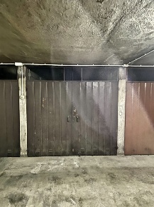 Foto Box in Corso De Regge, Vercelli Semicentro in vendita