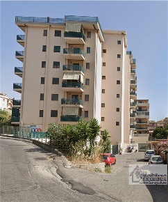 Foto Garage in viale la boccetta, Reggio di Calabria in vendita