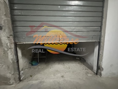 Foto Box in Via Corsica 6, Siracusa Grottasanta - Tunisi di 14 m²