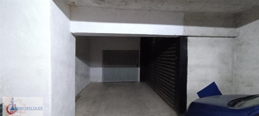 Foto Box in VIA GENOVA, Andria Centro di 70 m² con 1 locali in vendita