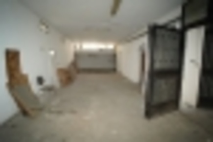 Foto Box in via Mineo, Catania di 150 m² in vendita