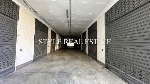 Foto Box in Via Polibio, Siracusa di 40 m² con 1 locali in vendita