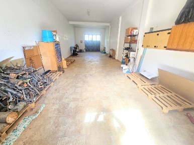 Foto Box a Casamassima di 97 m² in vendita
